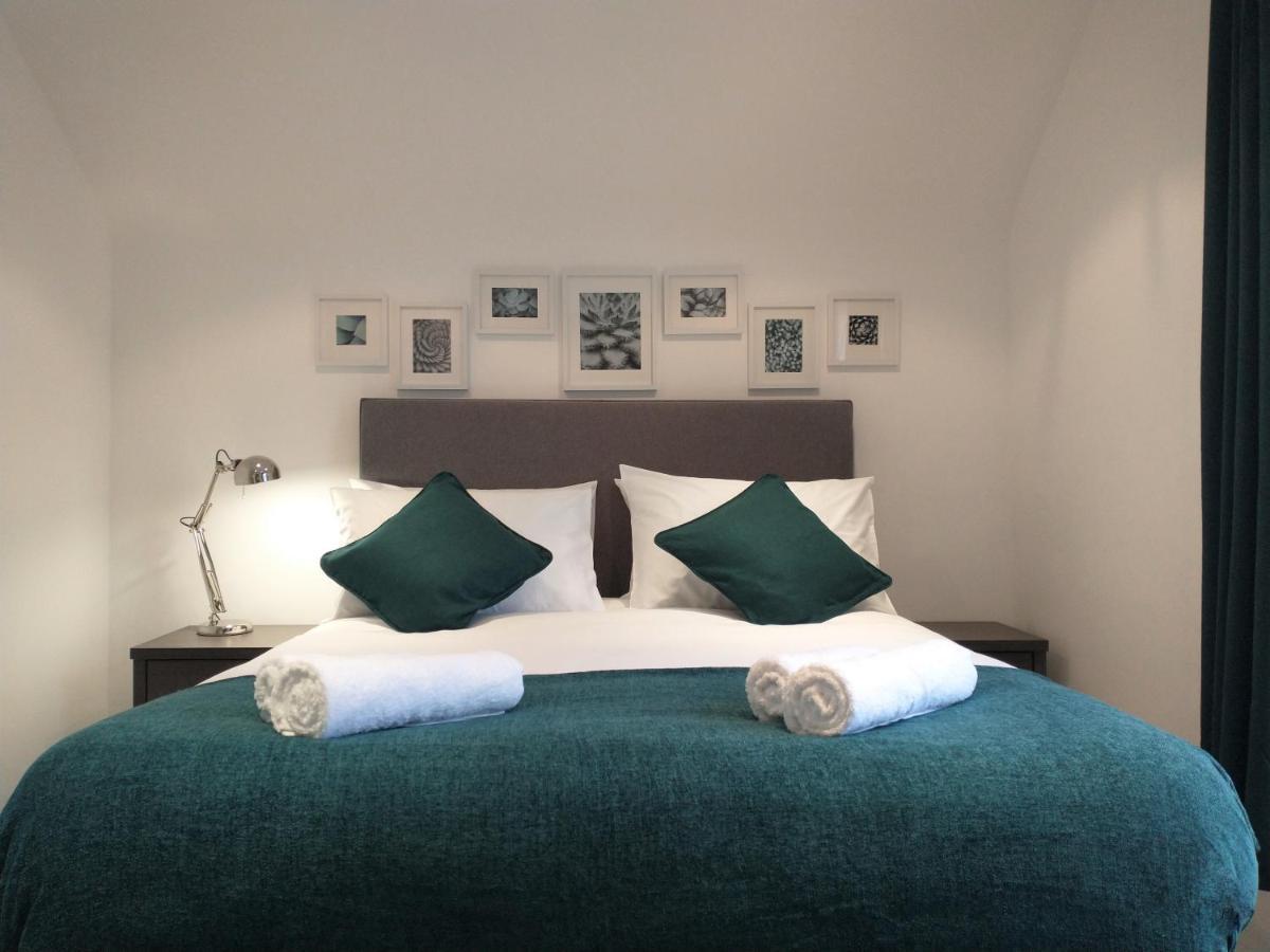 Вилла Chipad Duo - Comfy House With Parking And Garden Чичестер Экстерьер фото