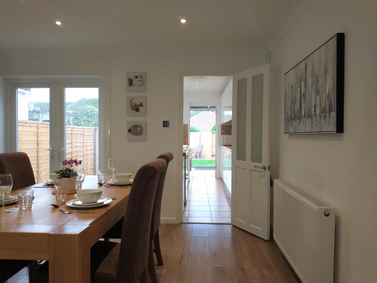 Вилла Chipad Duo - Comfy House With Parking And Garden Чичестер Экстерьер фото