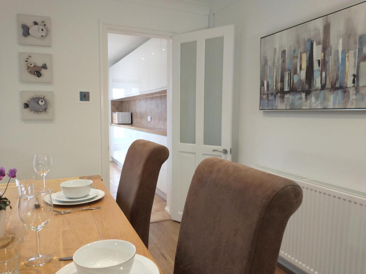 Вилла Chipad Duo - Comfy House With Parking And Garden Чичестер Экстерьер фото